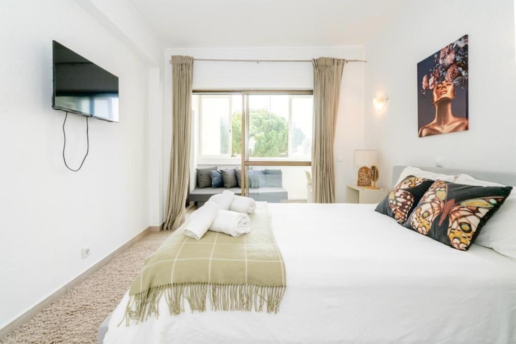 Spacious 1 Bed In Vilamoura, Fast Wifi & Pool Quarteira Eksteriør billede